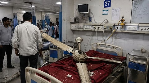Patient Dies Hours After Ceiling Fan Falls in Delhi's GTB Hospital Emergency Ward