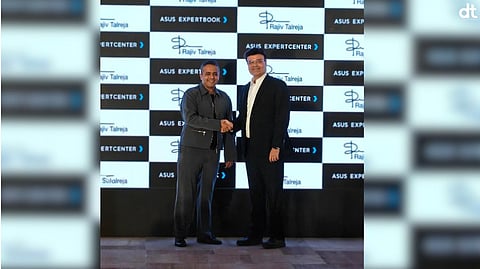 L:R  - Rajiv Talreja, Founder at Quantum Leap & Voice of MSMEs,  Dinesh Sharma, Vice President, ASUS Commercial PC Business for India, Sri Lanka, and Nepal
