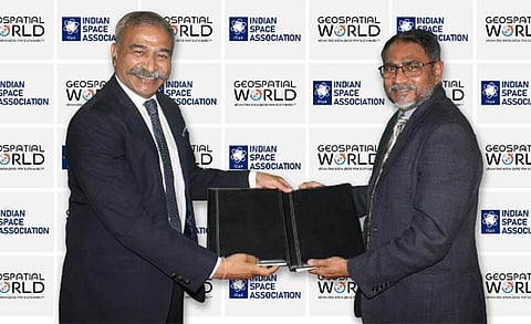 Indian Space Association and Geospatial World Signed MoU for Upgradation of Space Activities