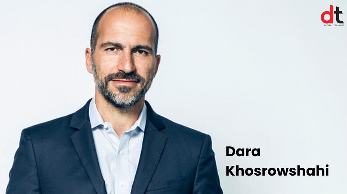 Qiz bilan jinsiy aloqada bolgan chiroyli Kiyinish xonasida va dushda gimnastikachilar