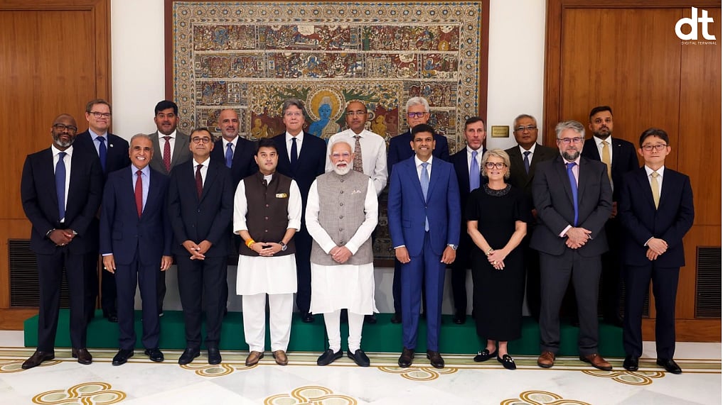 PM Modi Flags Cyber Fraud and Deepfakes as GSMA Leaders Back Deeper ...