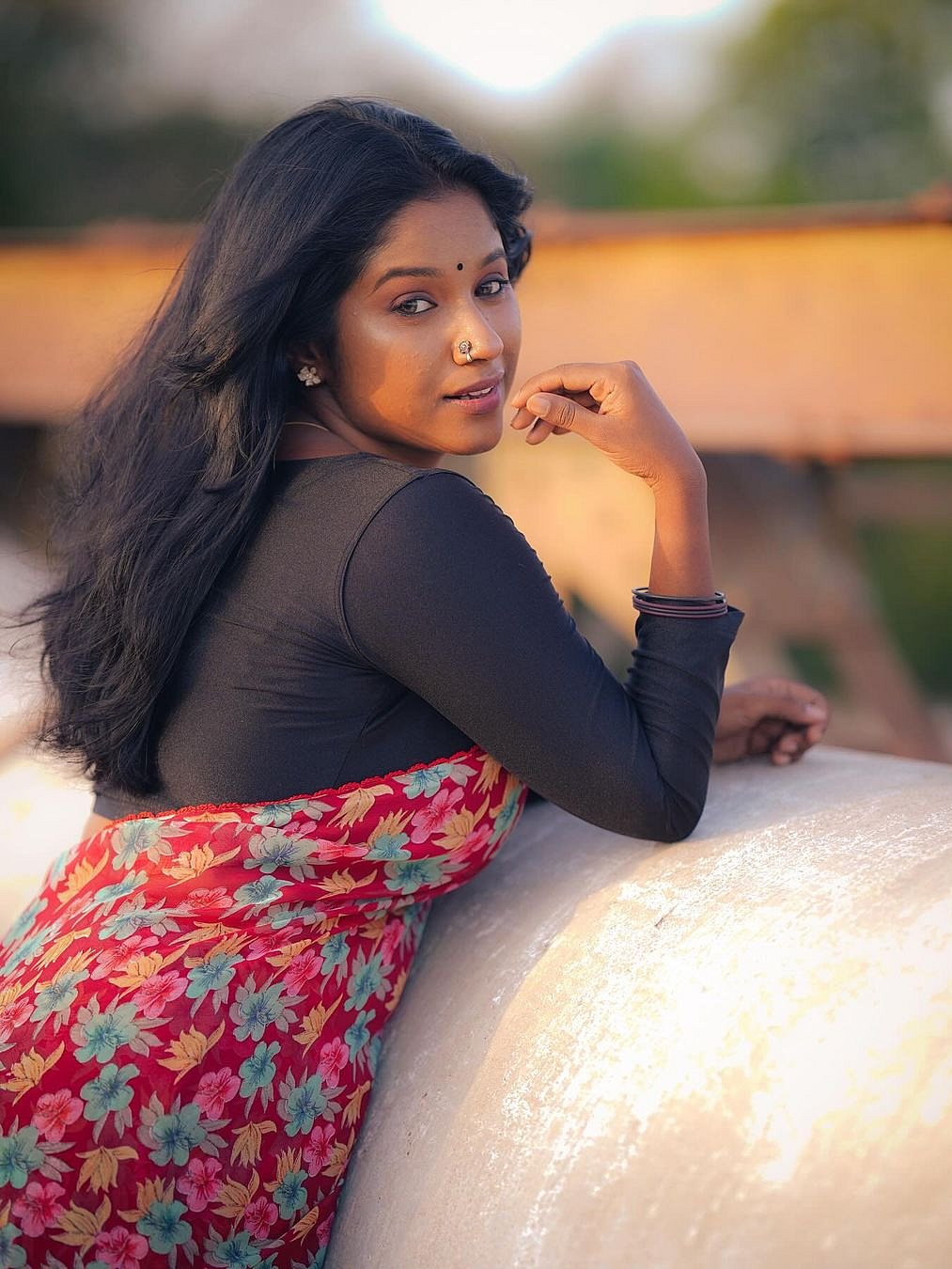 சுந்தரி.. கேப்ரெல்லா!