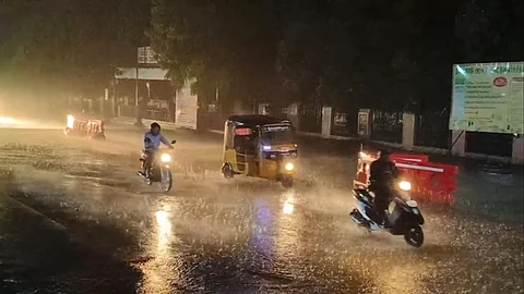 இரவில் 10 மாவட்டங்களில் மழைக்கு வாய்ப்பு! 