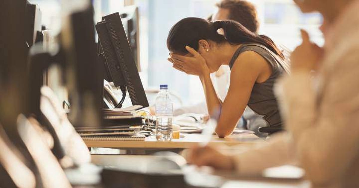 Organisasi buruh menentang pemerintah Yunani! Organisasi buruh menentang pemerintah Yunani!