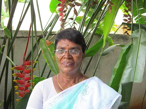 Roseday special story: Cancer survivor Mohana Somasundaram | புற்றுநோயை வெற்றிகொண்ட மோகனா