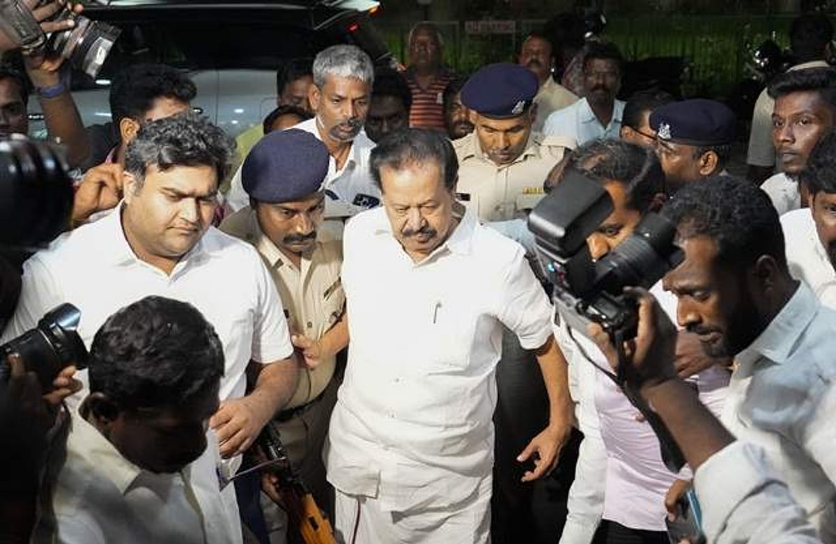 41,9 Crores simpanan Menteri Ponmudi dibekukan oleh Departemen Penegakan 41,9 Crores simpanan Menteri Ponmudi dibekukan oleh Departemen Penegakan