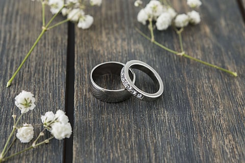 Wedding ring 