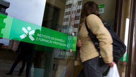 Taxa de desemprego recua para 5,8% no 3.º trimestre 