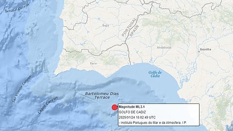 Sismo de magnitude 3.1 com epicentro a 60 km a sul de Olhão