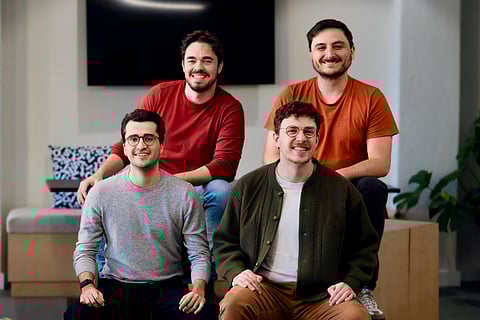 João Pedro Almeida, CEO (esquerda em baixo), Jorge Pessoa, CTO (esquerda em cima), Miguel Ribeiro, Lead Product Designer (direita em baixo), e Gonçalo Ferreira, Lead Frontend engineer (direita em cima)
