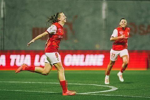 Malu Schmidt marcou o primeiro gol da história do estádio Amélia Morais, equipamento dedicado ao futebol feminino em Portugal.