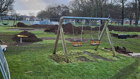 176 bombas da Segunda Guerra Mundial encontradas debaixo de parque infantil no norte de Inglaterra