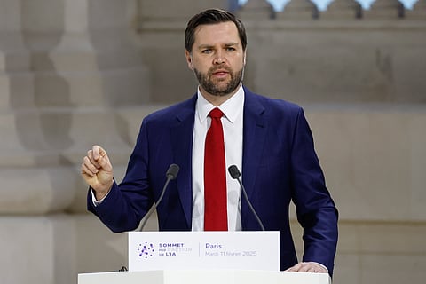 J.D. Vance insiste que os EUA estão empenhados na soberania da Ucrânia
