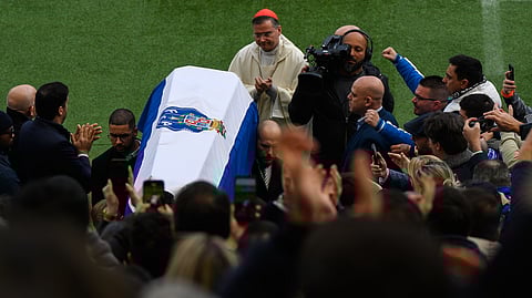 Último adeus a Pinto da Costa carregado de emoções no relvado do Estádio do Dragão