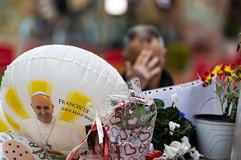 Vigília no Parque Eduardo VII pela saúde do Papa Francisco cancelada devido à chuva