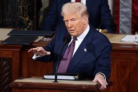 Trump suspende tarifas de importação do México até 2 de abril
