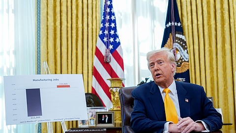 Donald Trump deu alguns esclarecimentos na Sala Oval da Casa Branca.