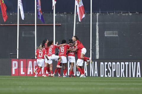 Benfica vence Sporting e conquista 5ª Taça da Liga da história