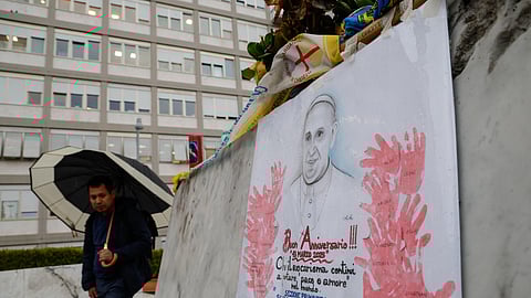 Radiografia confirma melhoria do estado de saúde do Papa