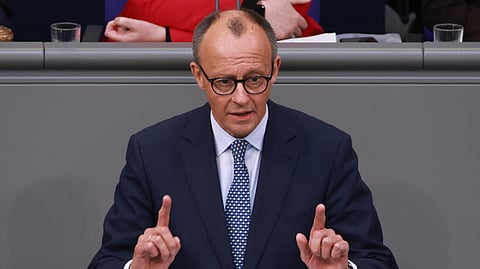Friedrich Merz no Bundestag, no dia 13 de março.