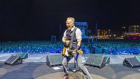 Bruce Springsteen tem 76 anos e mais de cinco décadas de carreira.