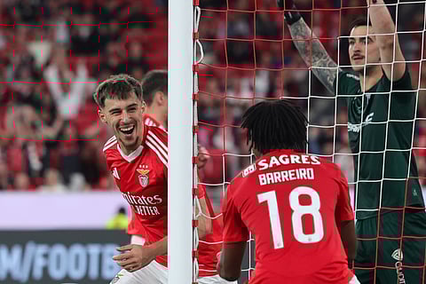 Bajrami celebra o golo.