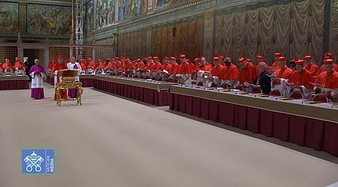 Cardeais reuniram-se na Capela Sistina para eleger Leão XIV.