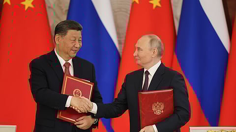 Vladimir Putin recebeu Xi Jinping no Kremlin na véspera do desfile na Praça Vermelha.
