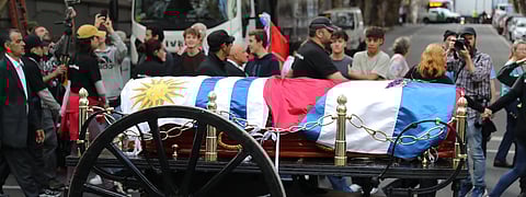 Uruguai diz adeus a José Mujica, "o presidente mais pobre do mundo". Veja as imagens