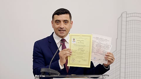 George Simion é o líder da extrema-direita na Roménia. 