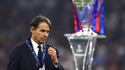 Inter de Milão anuncia saída do treinador Simone Inzaghi