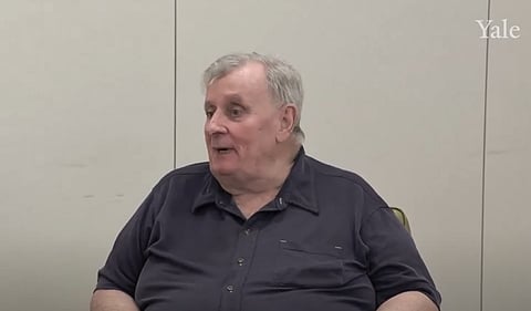 Morreu escritor norte-americano Edmund White, autor de "A Vida Privada de Um Rapaz"