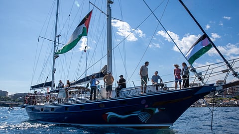 Israel impede que navio com ajuda chegue a Gaza. Amnistia pede libertação imediata dos ativistas a bordo