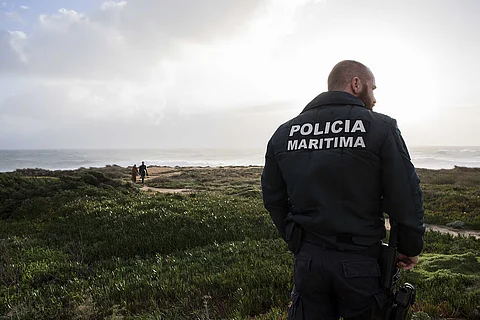 Encontrado corpo de rapaz de 17 anos desaparecido no rio em Odemira