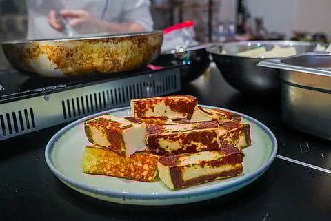 Degustação de comidas é uma das atividades da feira, com entrada livre.