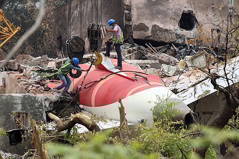 Antes do acidente, o avião tinha efetuado a rota Paris-Delhi-Ahmedabad sem incidentes.