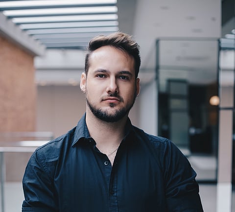 Álefer Weschenfelder, fundador da Wesch Interiores.