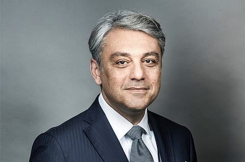 Grupo Kering toma medida "extrema" e contrata CEO da Renault
