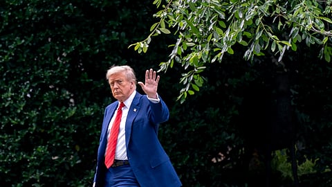 Trump admite decidir atacar o Irão antes do prazo de duas semanas e desvaloriza Europa na mediação do conflito