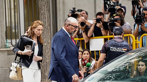 O ex-ministro José Luis Ábalos à saída do tribunal, durante uma sessão do julgamento