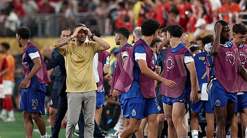 Martín Anselmi na porta de saída do FC Porto. Rescisão de contrato com o treinador pode custar caro