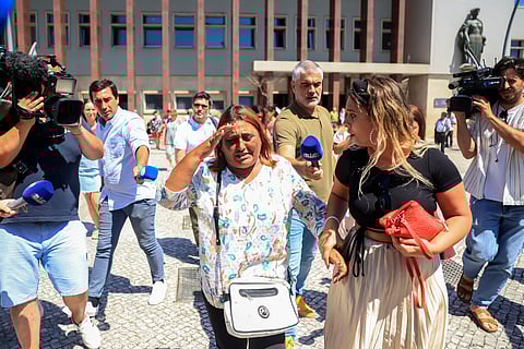 Mãe e irmã de Mónica Silva, a grávida da Murtosa, dada como desaparecida desde 2023, à saída do Tribunal de Aveiro 