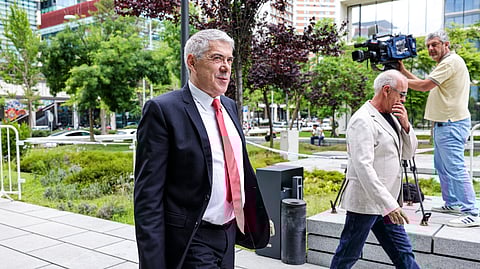 José Sócrates está a responder pelo segundo dia consecutivo às dúvidas da acusação, juízas e advogados.