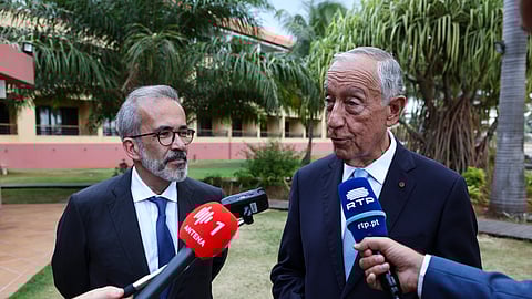 Paulo Rangel e Marcelo Rebelo Sousa reagem às tarifas de Trump em São Tomé e Principe, onde se encontram para participar nas comemorações dos 50 anos da independência daquele país.