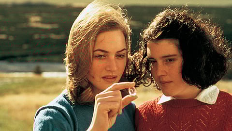 Kate Winslet e Melanie Lynskey em Amizade Sem Limites (1994): 'folie-à-deux'.
