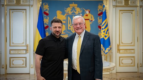 Em Kiev, o presidente ucraniano, Zelensky, com o enviado norte-americano Keith Kellogg