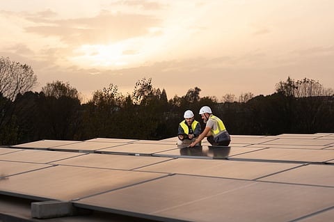 dstsolar assina contrato de 3,7 milhões para central fotovoltaica da CINCA

