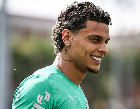 Richard Ríos, médio colombiano, terá a sua primeira experiência futebolística na Europa