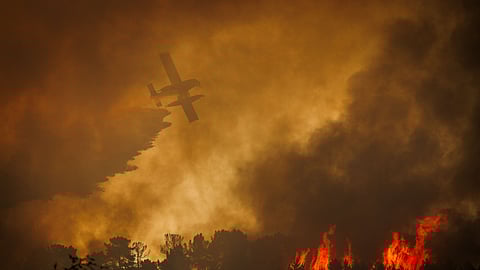 Autarca afirma que "muitos reacendimentos" complicam combate ao fogo em Ponte da Barca