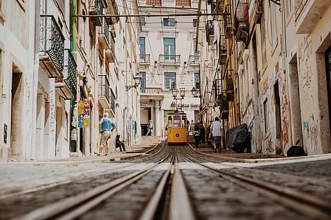 "A diversidade regional, a atratividade para nômades digitais, e o crescimento sustentado do setor posicionam o nosso país como um laboratório ideal para a integração equilibrada entre tecnologia e imobiliário".
